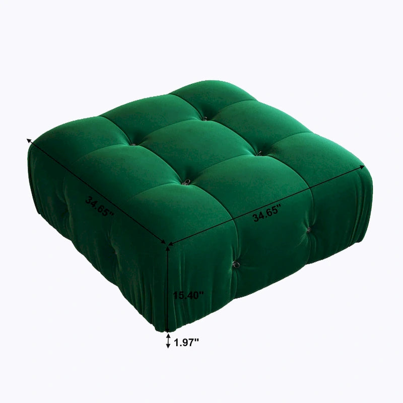 Minimalistischer quadratischer Polsterhocker aus Samt